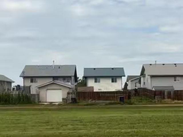 83 Upland Manor West, Brooks, AB, T1R 1C5 vacant land for sa.