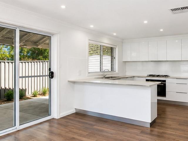 83 Atherton CrescentTatton NSW 2650, Australia