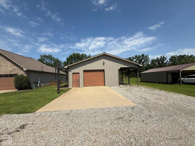 83 County Road 7629