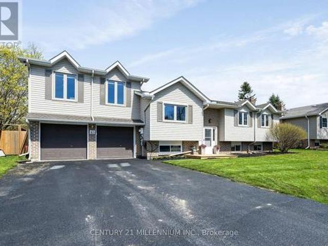 83 Douglas Crescent, Erin, ON, N0B 1Z0 house for sale | Listing ID X13527 | Royal LePage