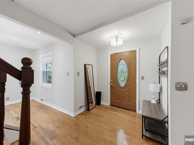83 Fairfield Street, Englewood, US, NJ