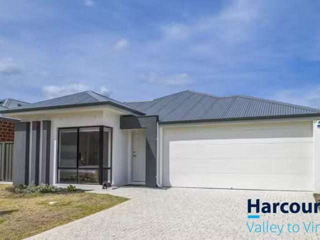 83 Kimberley Street, BULLSBROOK, WA 6084 House for Rent