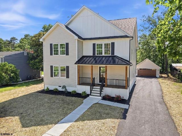83 Lakeshore Dr