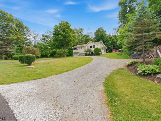 83 Layton Rd
