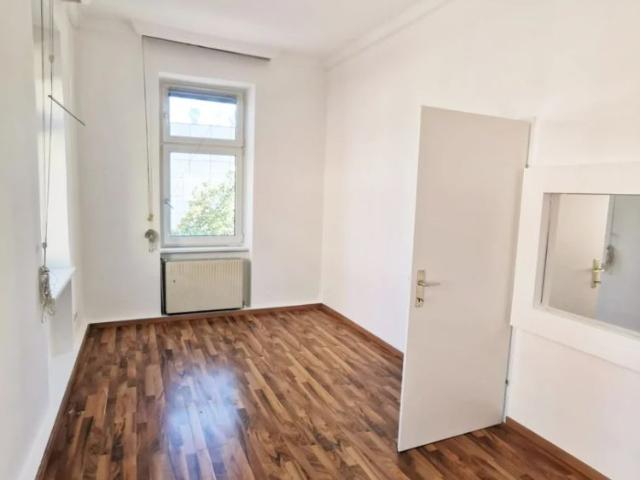 83m², sonnige 4 Zimmer Wohnung, unbefristet