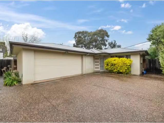83A Allan Street, Curtin House for rent Listed by Bailey Wils.