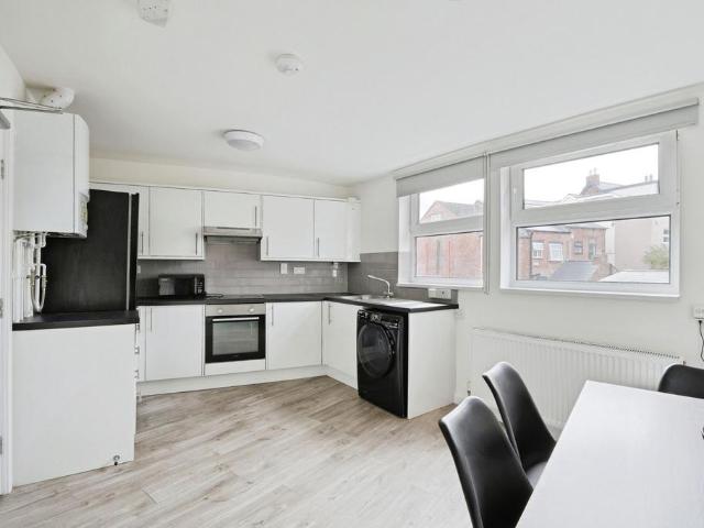 83a Junction Road, Hunters Bar 3 bed house share to rent £1,170 pcm £270 pw