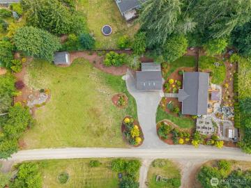 8006 rd Street Ct NW