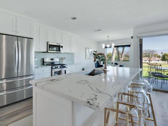80076 Palm Circle Drive