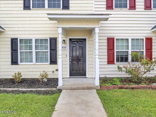 8007 Banister Loop