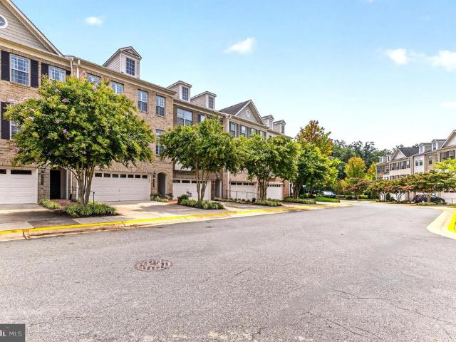 8007 Turtle Creek Circle