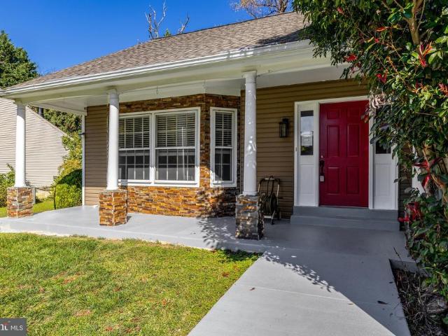 8008 Sandburg Court