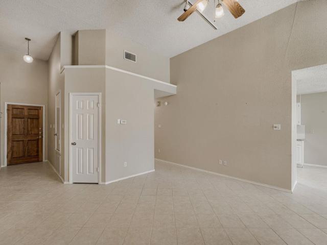 8009 Tantara Ct