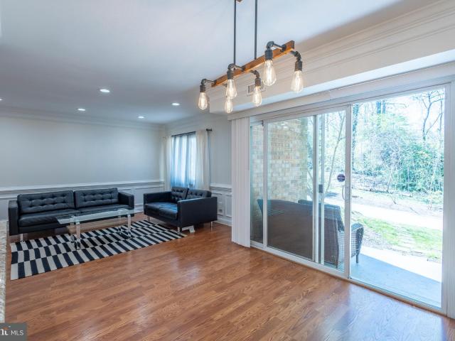 8000 Le Havre Pl, Unit 5, Falls Church, VA 22042 | MLS #VAFX2298
