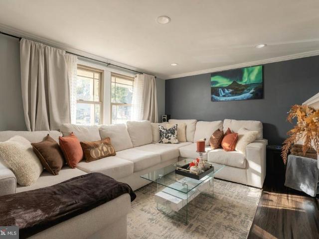 8001 Covington Avenue