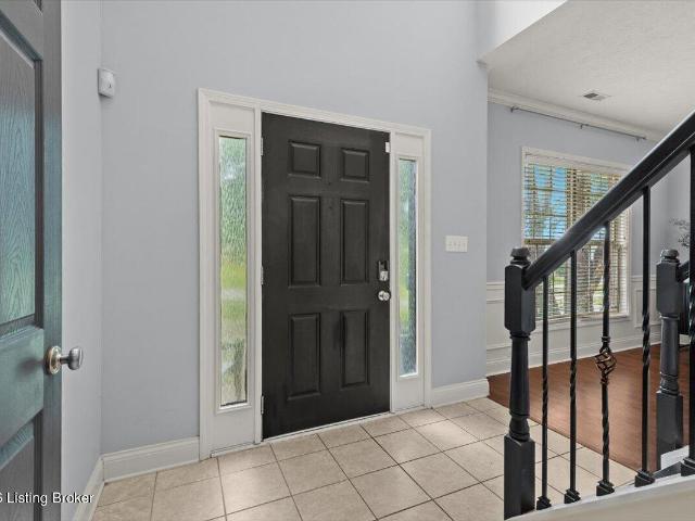 8003 Williamsgate Cir