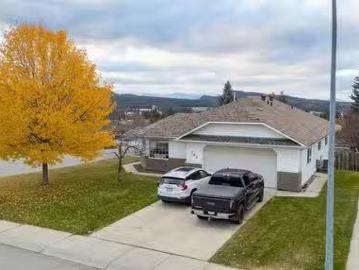 800 16Th Street, Cranbrook, BC, V1C 5N9 house for sale List.