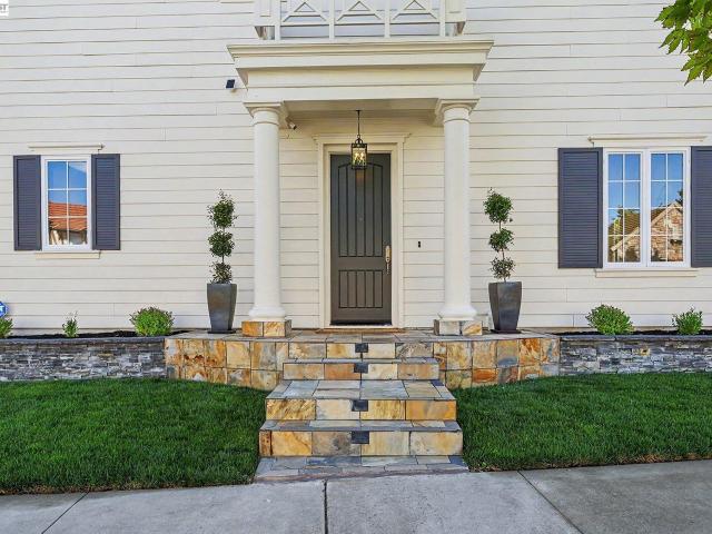 800 griffon ct