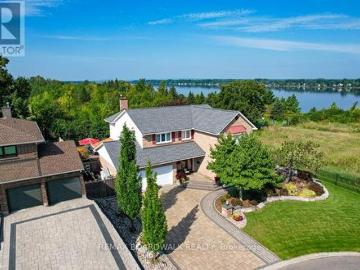 800 Fairwinds Terrace, Ottawa, ON, K1C 2X6 house for sale | Listing ID X12793 | Royal LePage