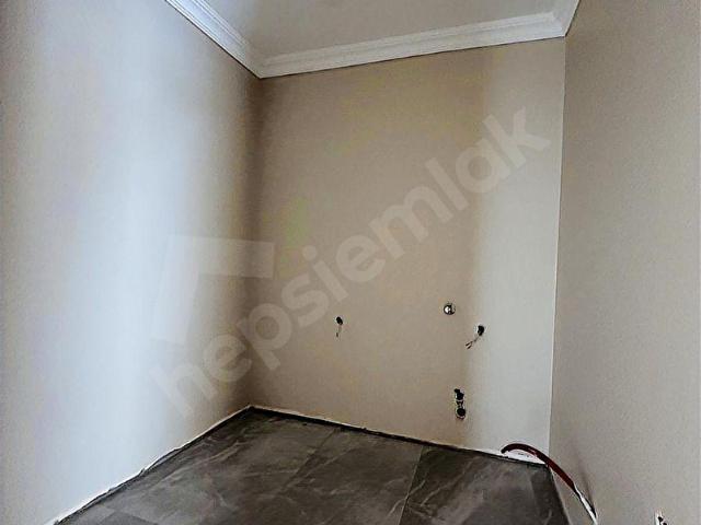800 m2 A PULS 5+1 ÖZEL BAHÇELİ KARTEPE VE DOGA MANZARALI VİLLA