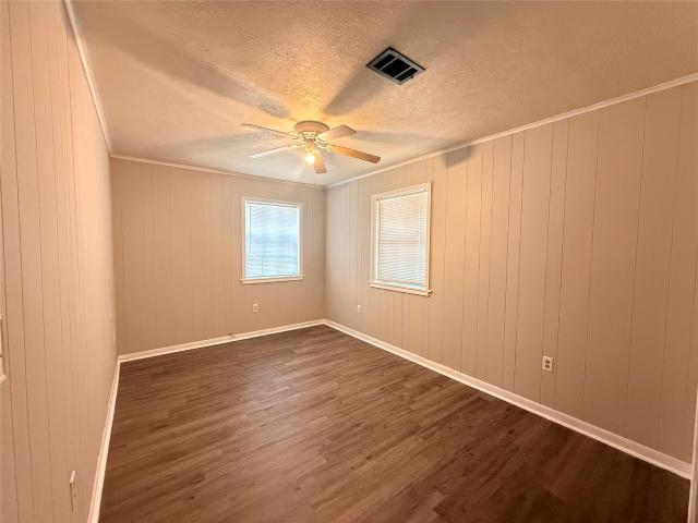 800 N Beech
