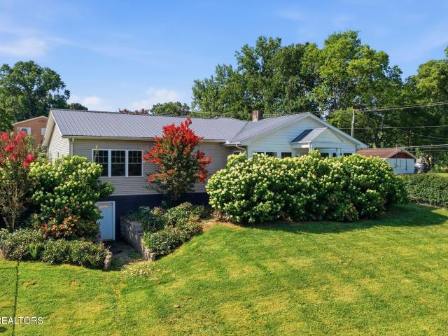 800 N Kingston Ave