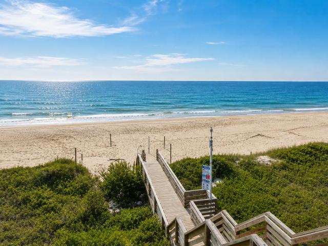 800 North Shore Drive # 2
