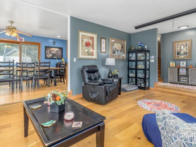 800 S Hemlock Street