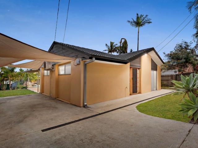 $800 per week plus pool