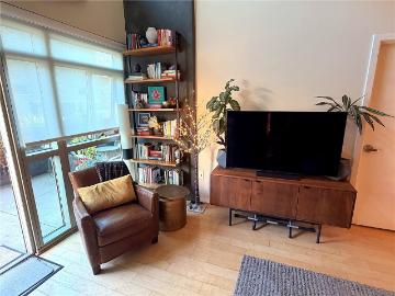 800 The Mark Ln, Unit 102, San Diego, CA 92101 | MLS #OC26087