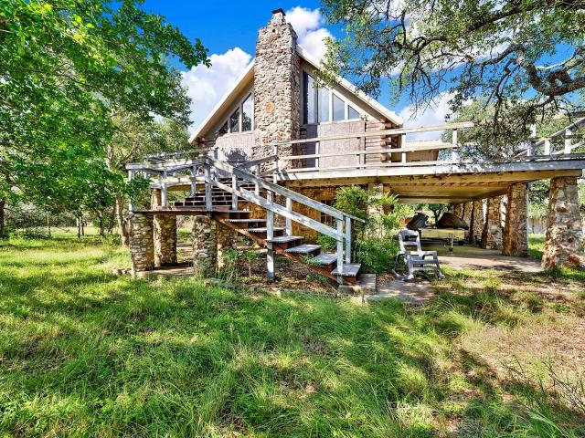 8015 Ozark Dr