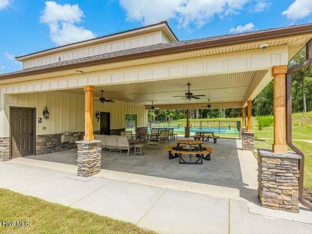 8015 Bannock Circle