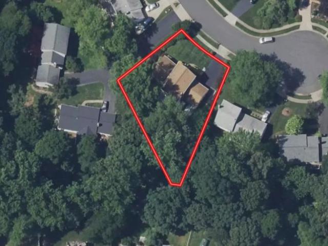 8016 Rockwood Court