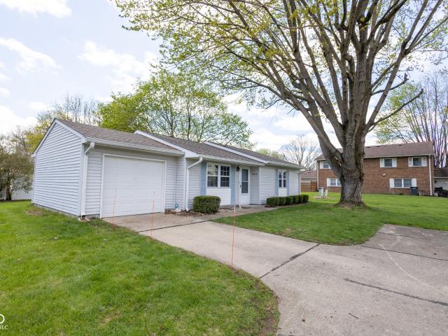 8018 Bryan Dr, Indianapolis, IN 46227 | MLS #22092