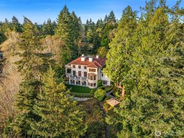 8010 Grand Ave NE, Bainbridge Island, WA 98110 | MLS #2483