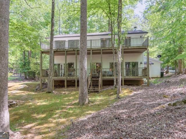 8012 Beachwood Drive