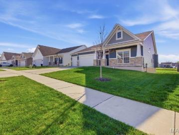8012 Cotswald Trl, Cottleville, MO 63304 | MLS #26016