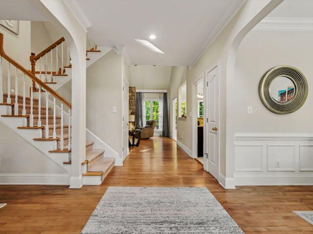 8012 Fairlake Drive