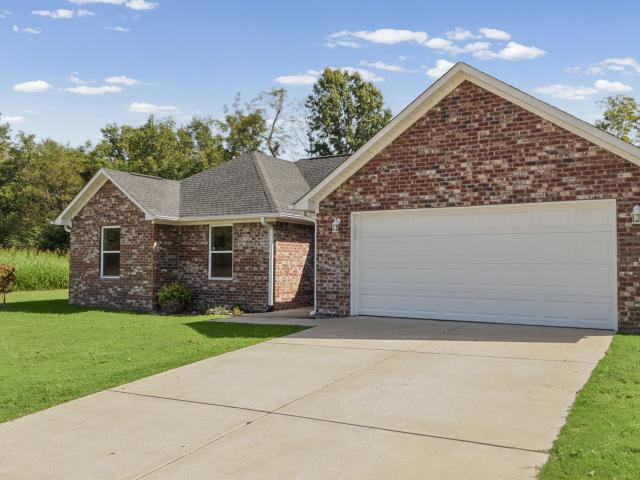 8013 Pillow Dr