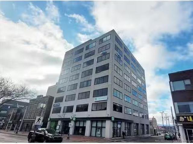 801 860 Main St, Moncton, NB, E1C 1G2 commercial for lease.