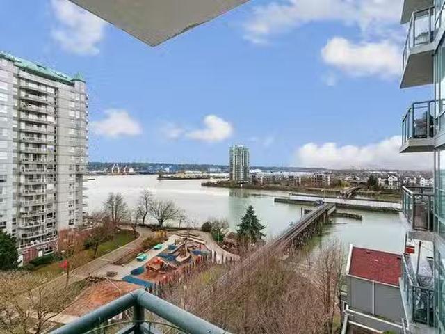 801 8 Laguna Court, New Westminster, BC, V3M 6M6 Single Fami.