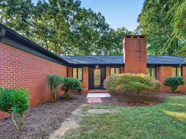 801 Cliftwood Drive
