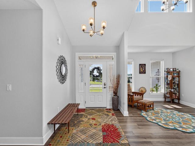 801 Brockway Dr