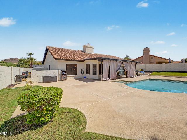 801 e braeburn drive