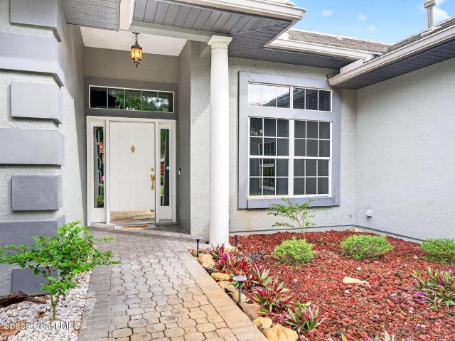 801 Florencia Cir, Titusville, FL 32780 | MLS #1064