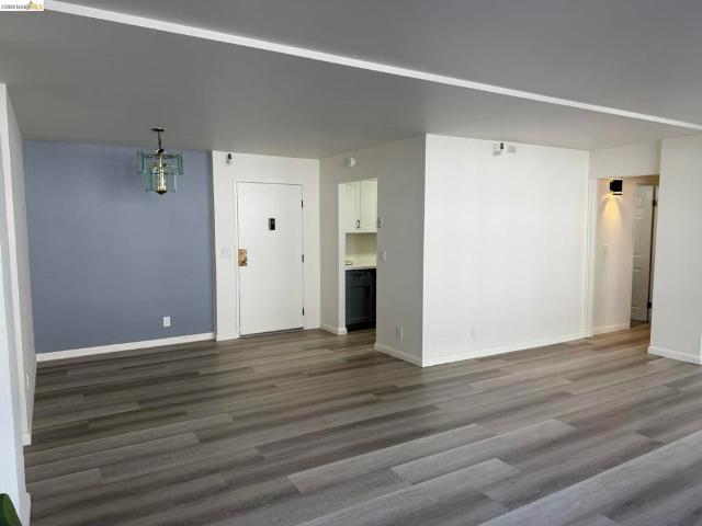 801 Franklin St 205