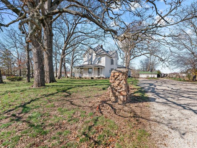 801 Linzee Boulevard