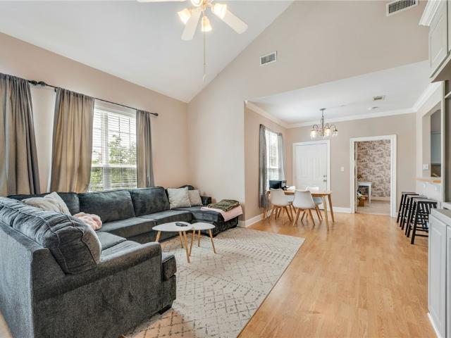 801 Luther Street W 1601