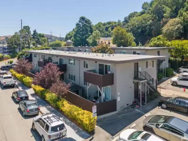 801 MEADOWSWEET DR, CORTE MADERA, CA 94925