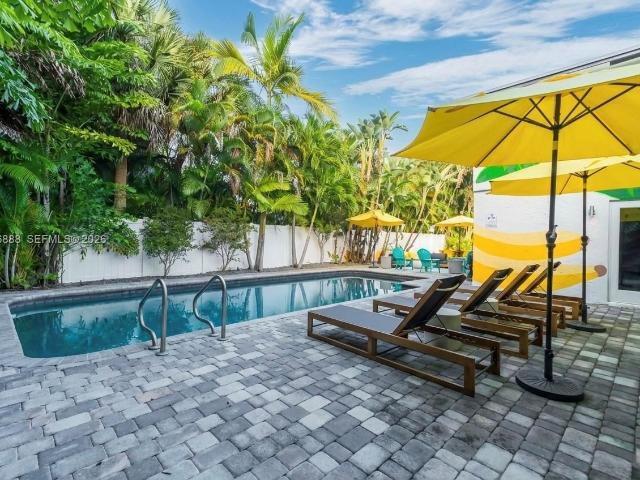 801 NW 24th St, Wilton Manors, US, FL